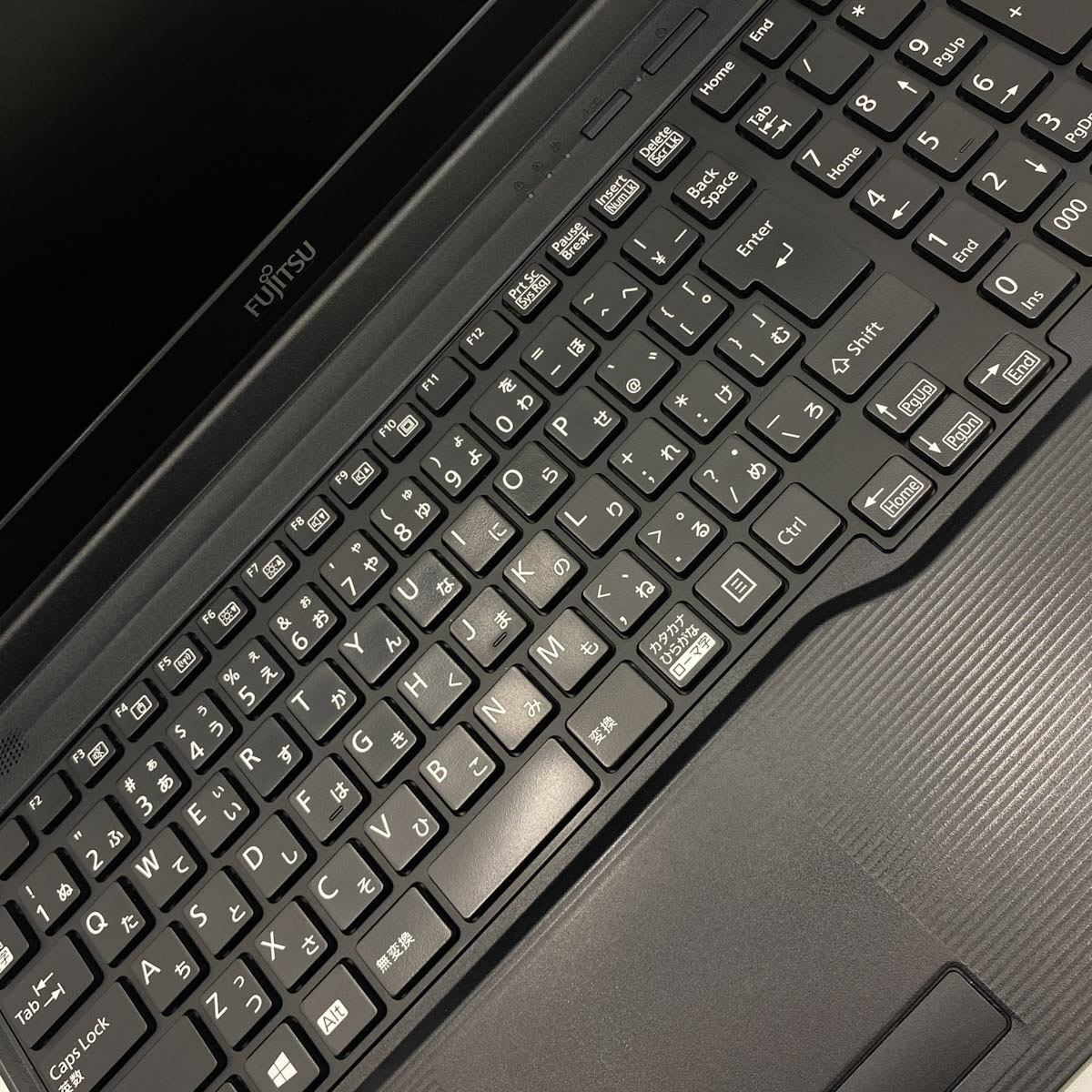 中古 LIFEBOOK A7510E 富士通 ノートパソコン Corei7 10610U/16GB