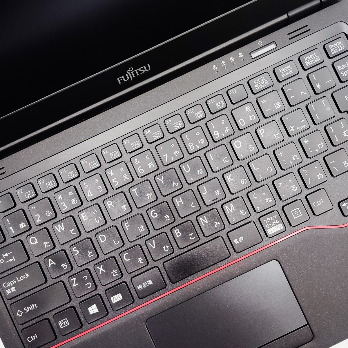 中古 LIFEBOOK U7311/F 富士通 ノートパソコン Corei5 1135G7/12GB