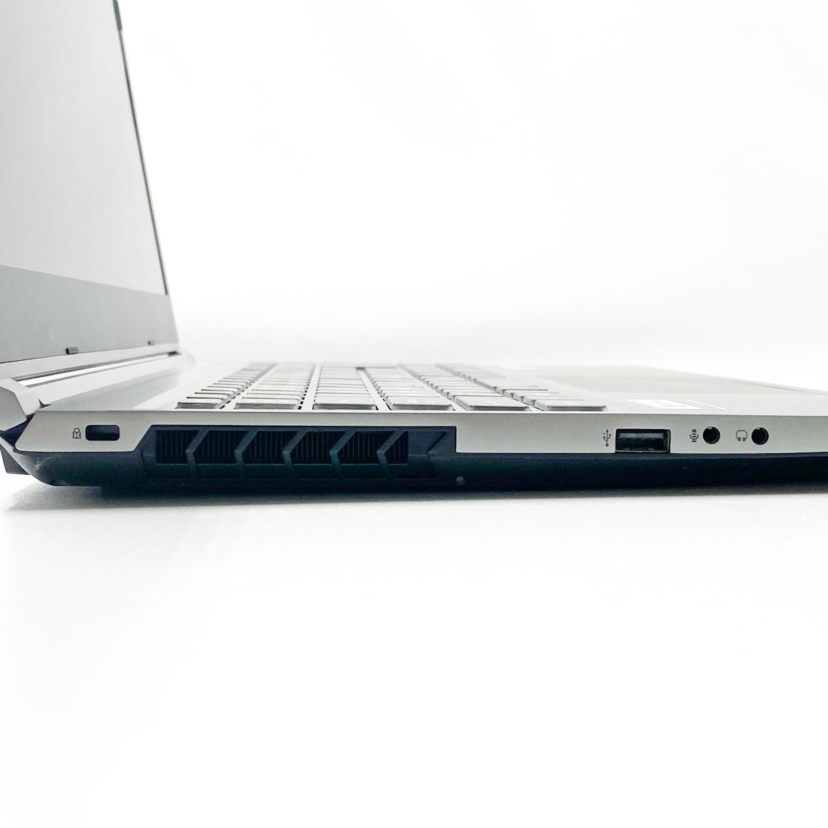 中古 GALLERIA XL7C-R36 Thirdwave ノートパソコン Corei7 10875H/16GB