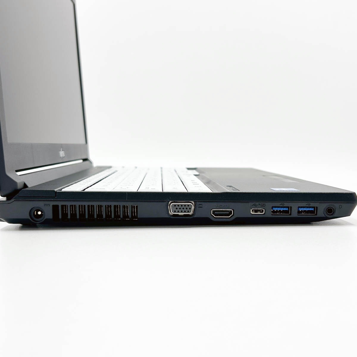 中古 LIFEBOOK A5513/M 富士通 ノートパソコン Corei5 1345U/16GB