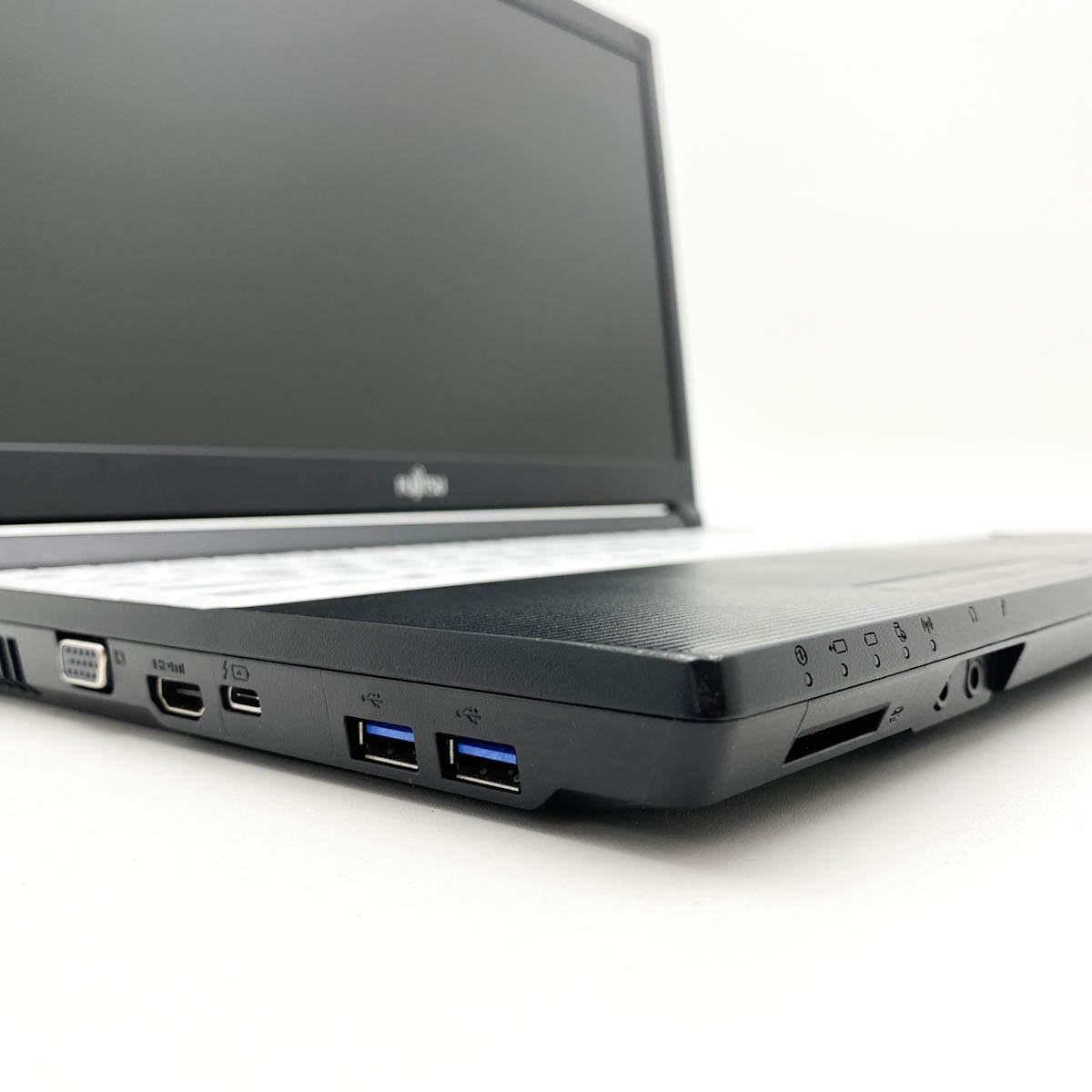 中古 LIFEBOOK A7510/E 富士通 ノートパソコン Corei5 10310U/16GB