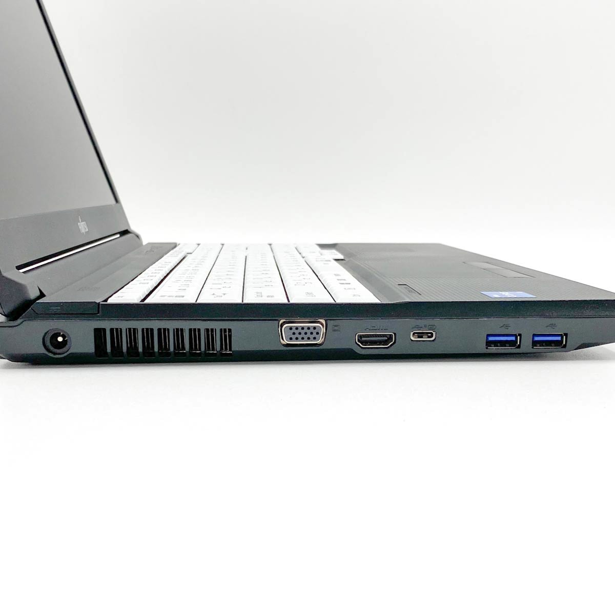 中古 LIFEBOOK A5511/G 富士通 ノートパソコン Corei5 1145G7/16GB