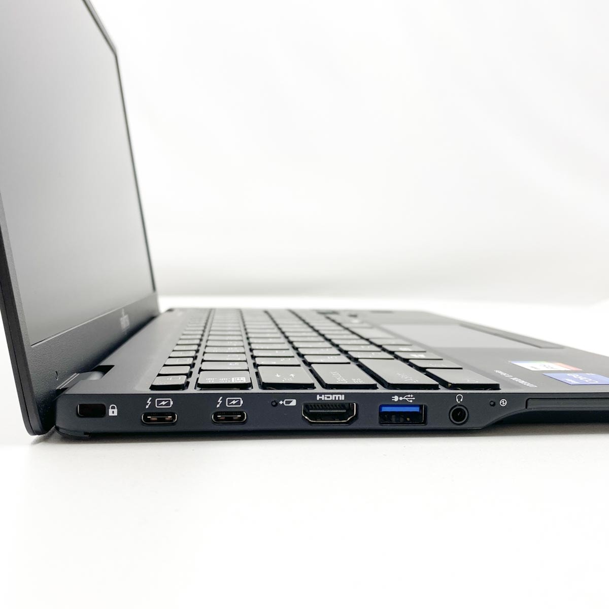 中古美品！Lifebook U9311/F i7第11世代 中古 LIFEBOOK U9311/F 富士通 ノートパソコン Corei7 1185G7/16GB