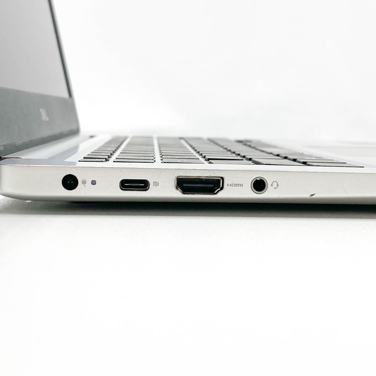中古 Inspiron 5370 DELL ノートパソコン Corei7 8550U/16GB/SSD256GB