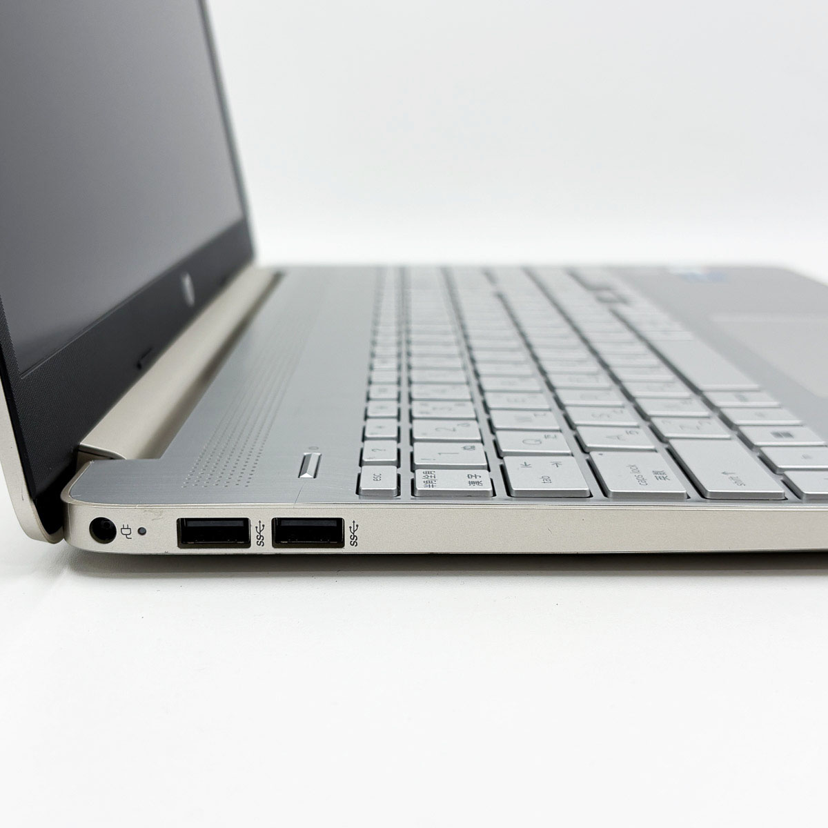 中古 15s-fq2641TU HP ノートパソコン Corei5 1135G7/16GB/SSD256GB