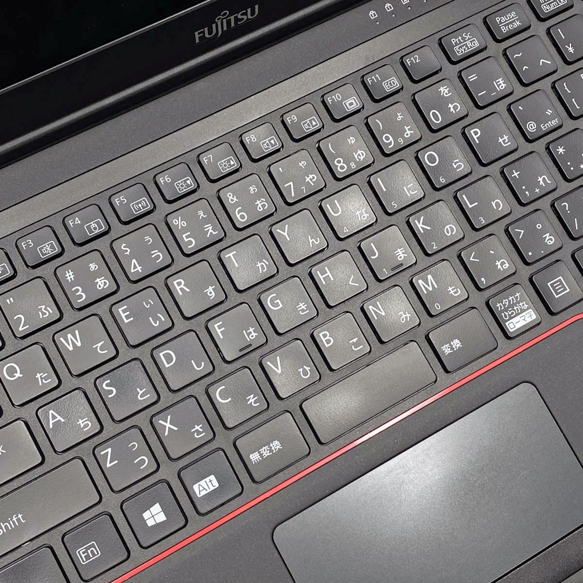 中古 LIFEBOOK U7310/D 富士通 ノートパソコン Corei5 10310U/8GB