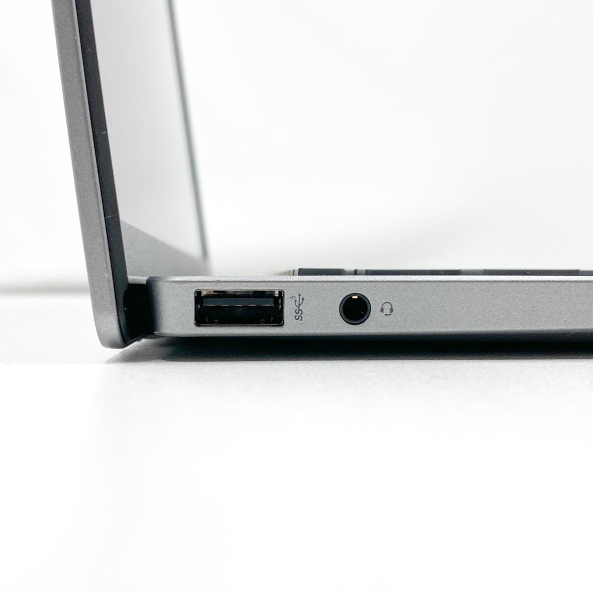 中古 EliteBook 635 Aero G11 HP ノートパソコン Ryzen5 8640U/16GB