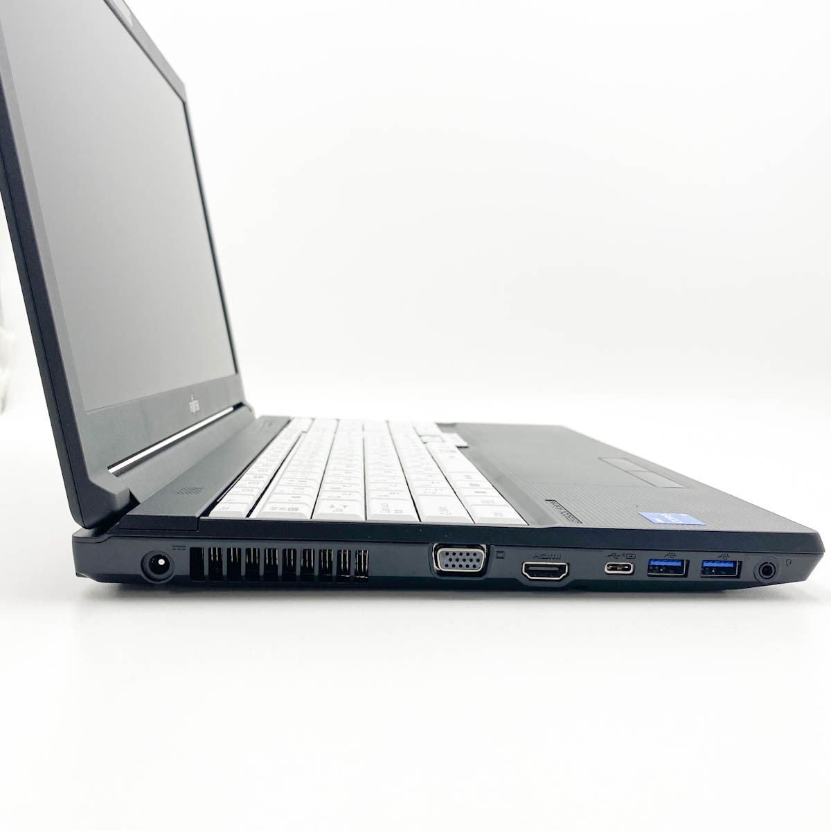 中古 LIFEBOOK A5513/NX 富士通 ノートパソコン Corei5 1235U/16GB