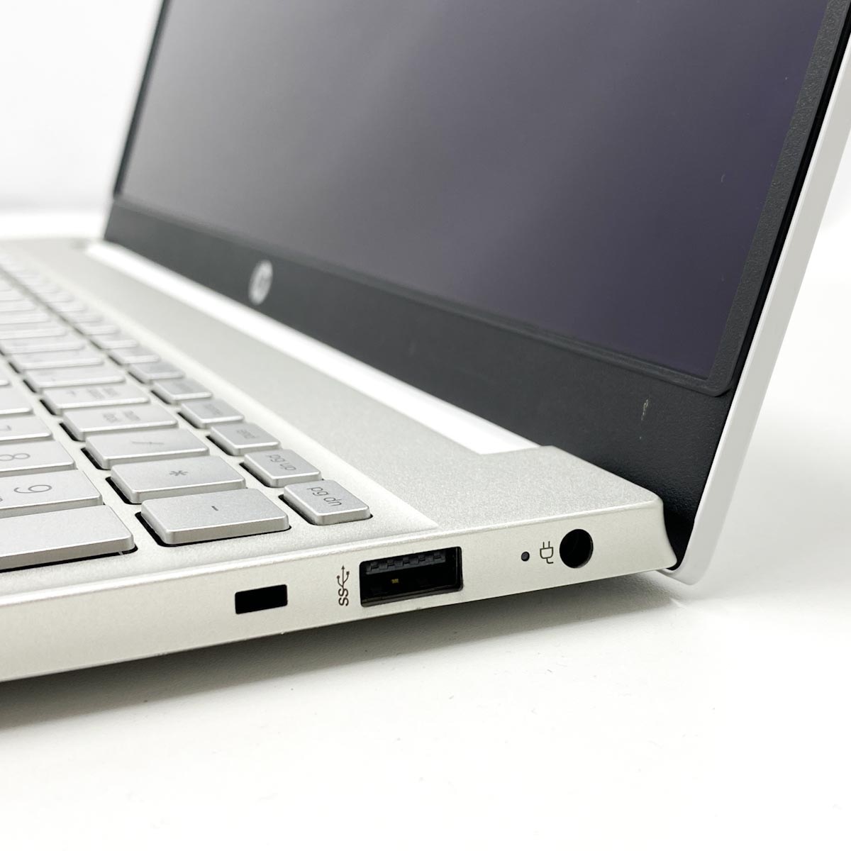 中古 Pavilion 15-eg2028TU HP ノートパソコン Corei7 1260P/16GB