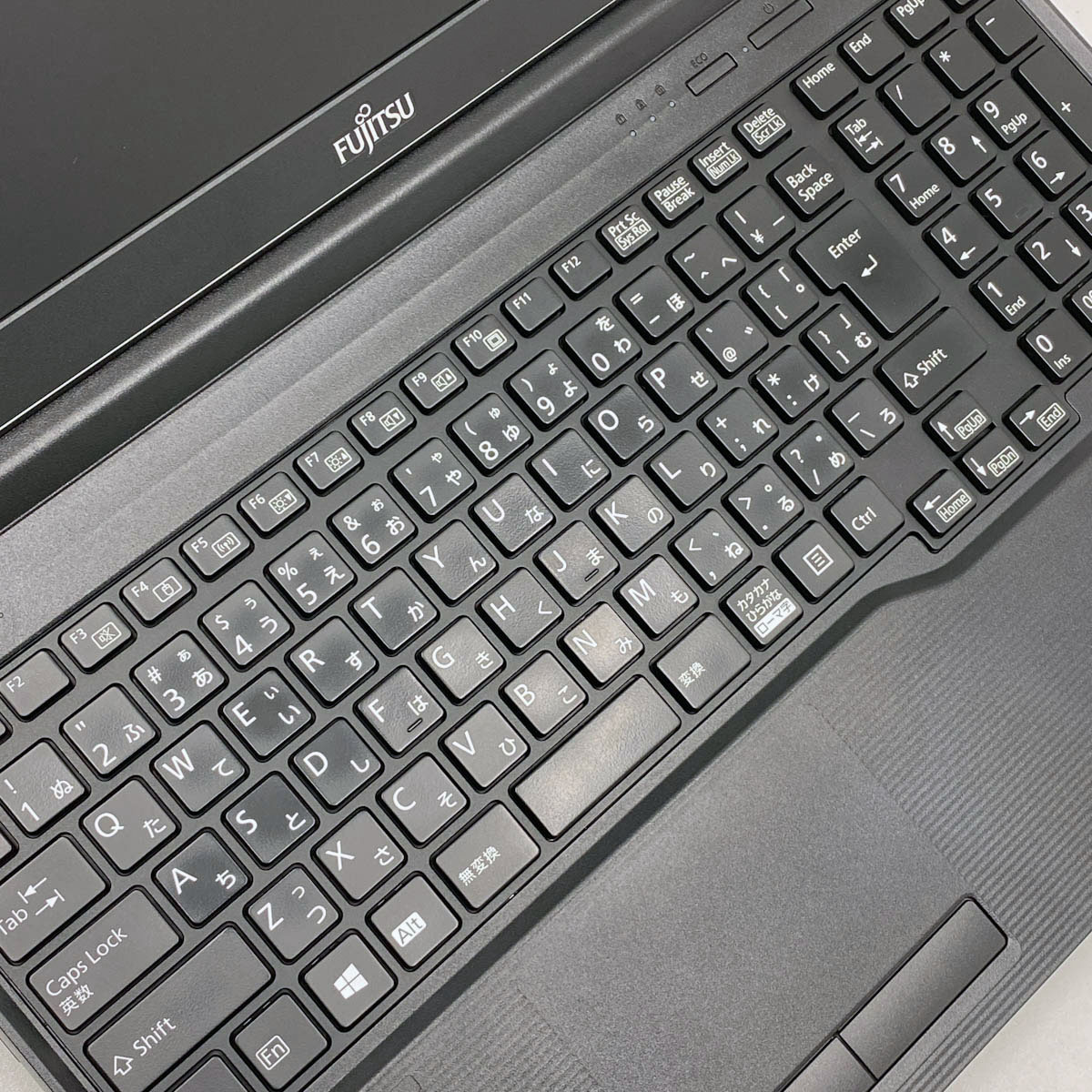 中古 LIFEBOOK A579/A 富士通 ノートパソコン Corei5 8265U/16GB