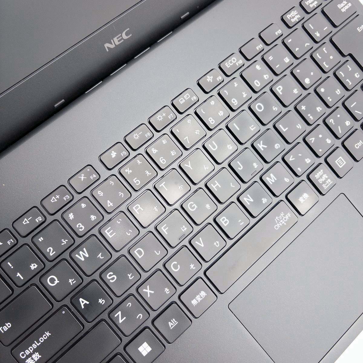 Windowsノート本体 NEC VersaPro VRyzen 5-5500U 16GB 512 Ryzen 5 5500U+16GBメモリを搭載した13.3型「VersaPro」が49,980円