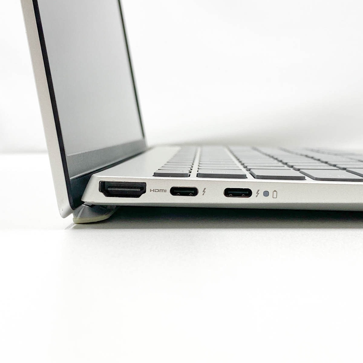 即購入◎】DELLノートパソコン 12G白 Inspiron 3581【中古】 即購入