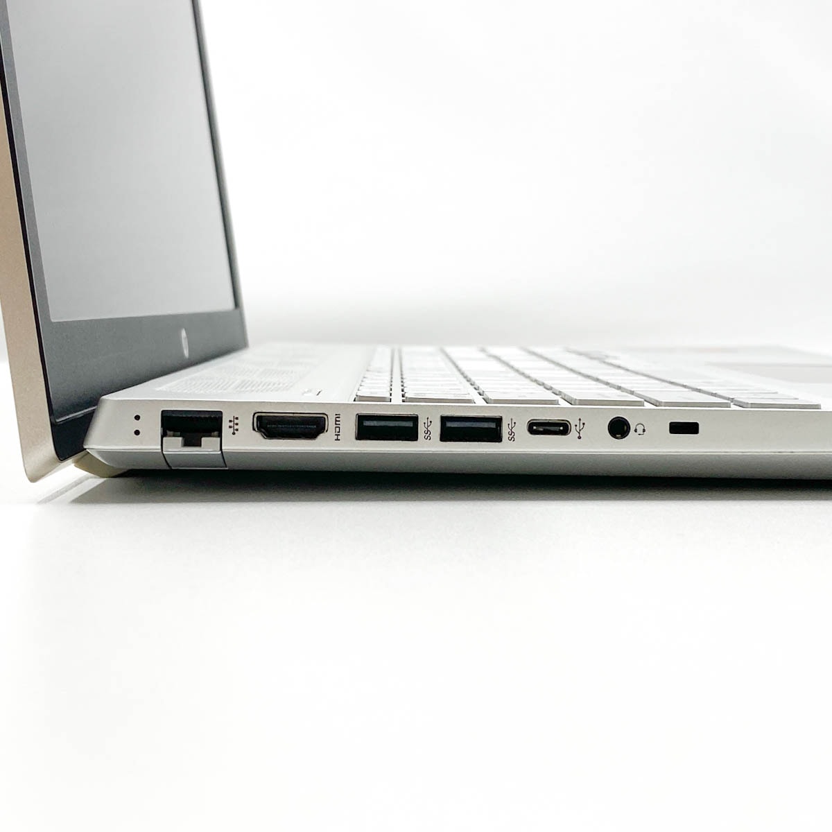 中古 Pavilion 15-cu0020TX HP ノートパソコン Corei7 8550U/16GB