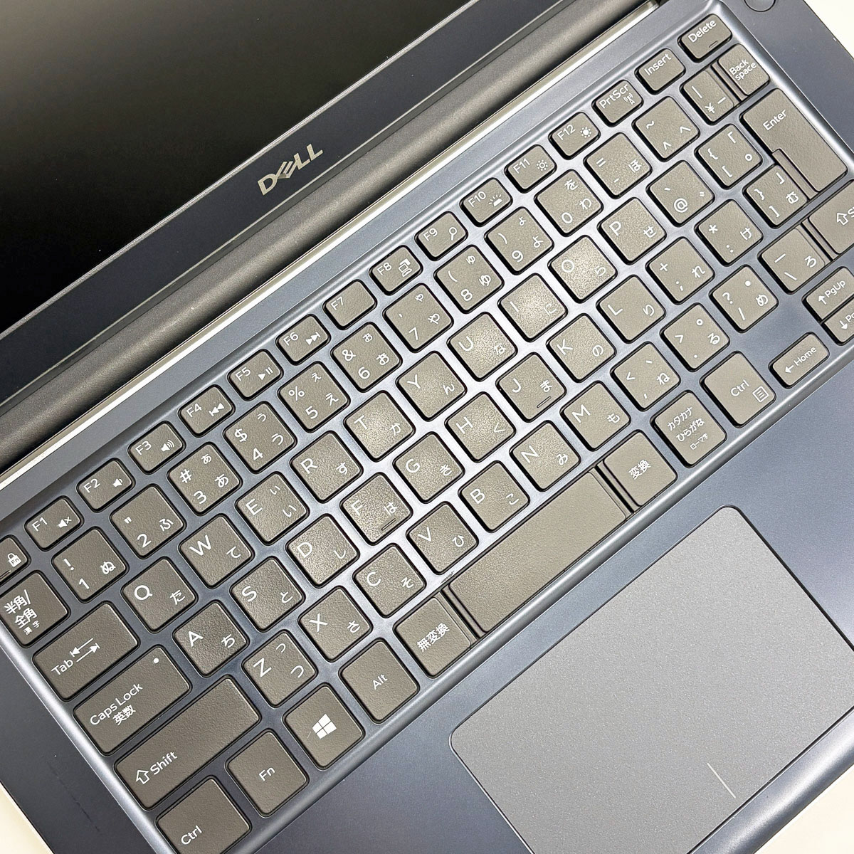 中古 Vostro 5370 DELL ノートパソコン Corei5 8250U/8GB/SSD256GB 