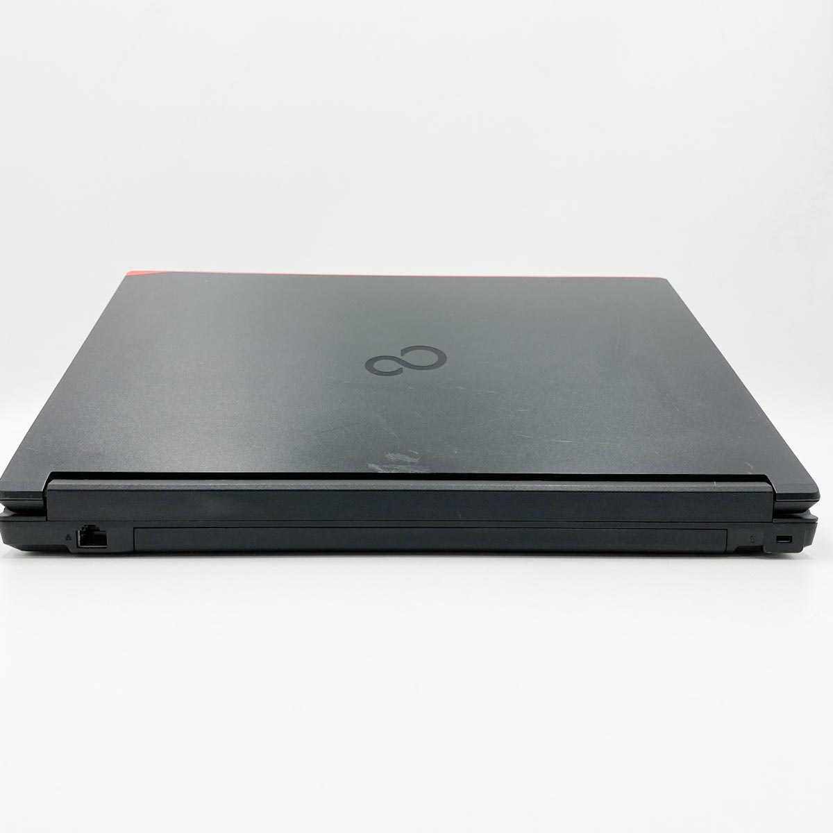 中古 LIFEBOOK A579/CX 富士通 ノートパソコン Corei5 8265U/8GB
