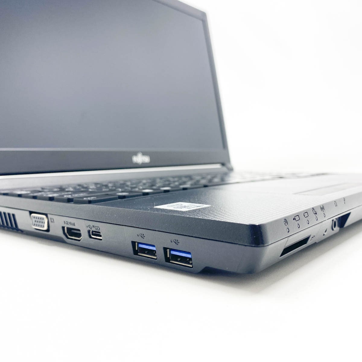 中古 LIFEBOOK A7510/E 富士通 ノートパソコン Corei7 10610U/16GB