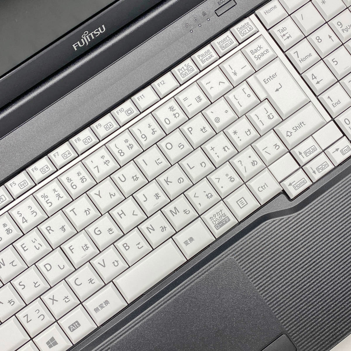 中古 LIFEBOOK A7510/D 富士通 ノートパソコン Corei3 10110U/8GB