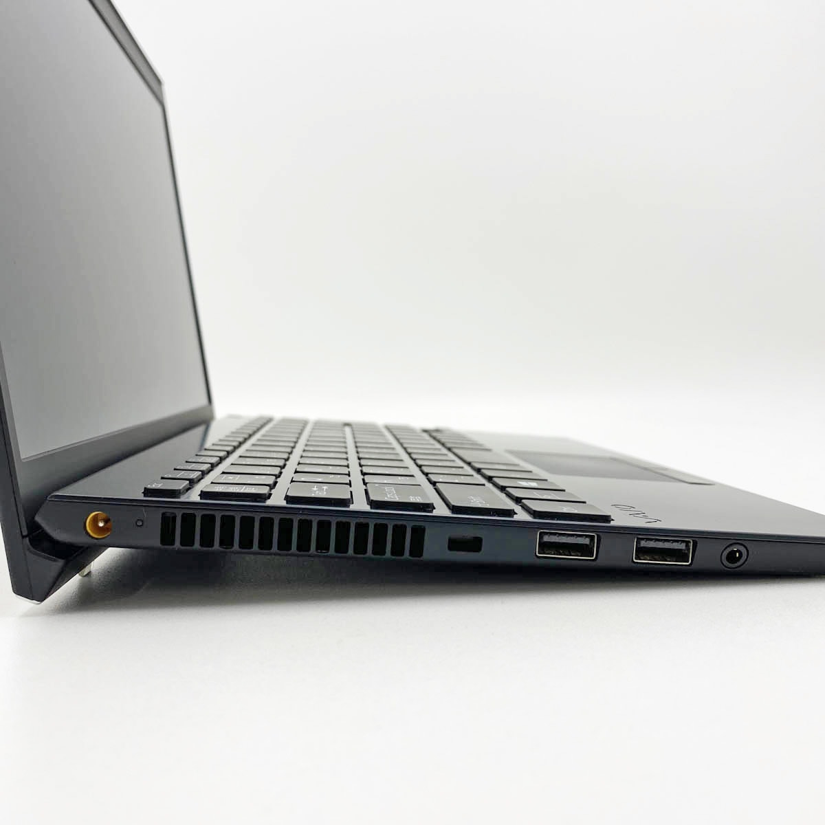 Windowsノート本体 VAIO VJPJ13C12N Corei7 16gb nvme 512gb VAIO Pro