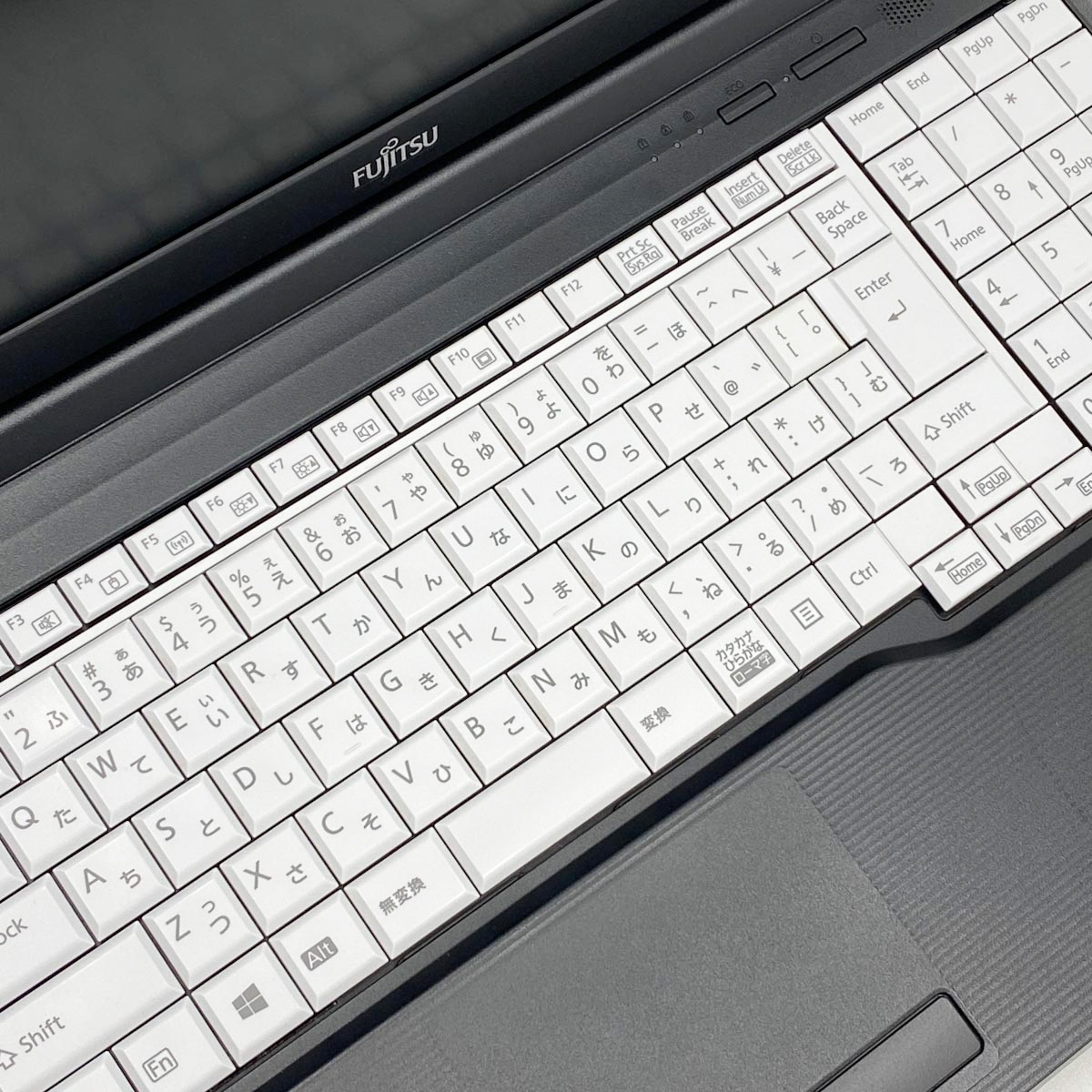 中古 LIFEBOOK A7511/G 富士通 ノートパソコン Corei5 1145G7/16GB