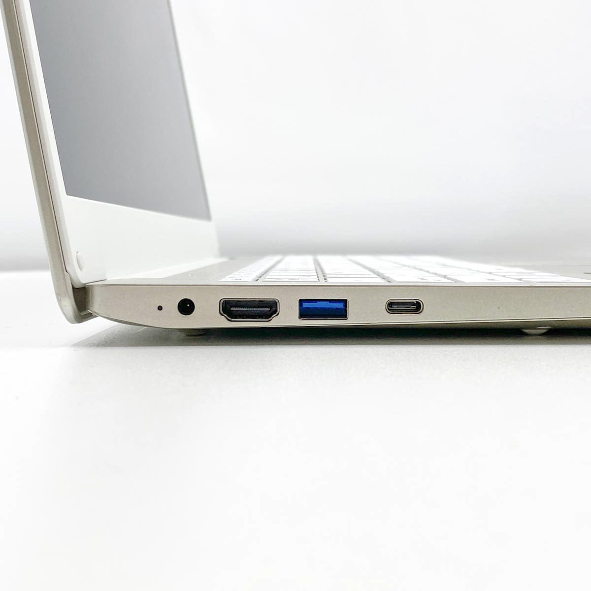 東芝　dynabook　タブレットパソコン　ゴールド　Windows11　中古品 中古 dynabook P2-Y6VG-EG 東芝 ノートパソコン Corei3 1115G4/8GB