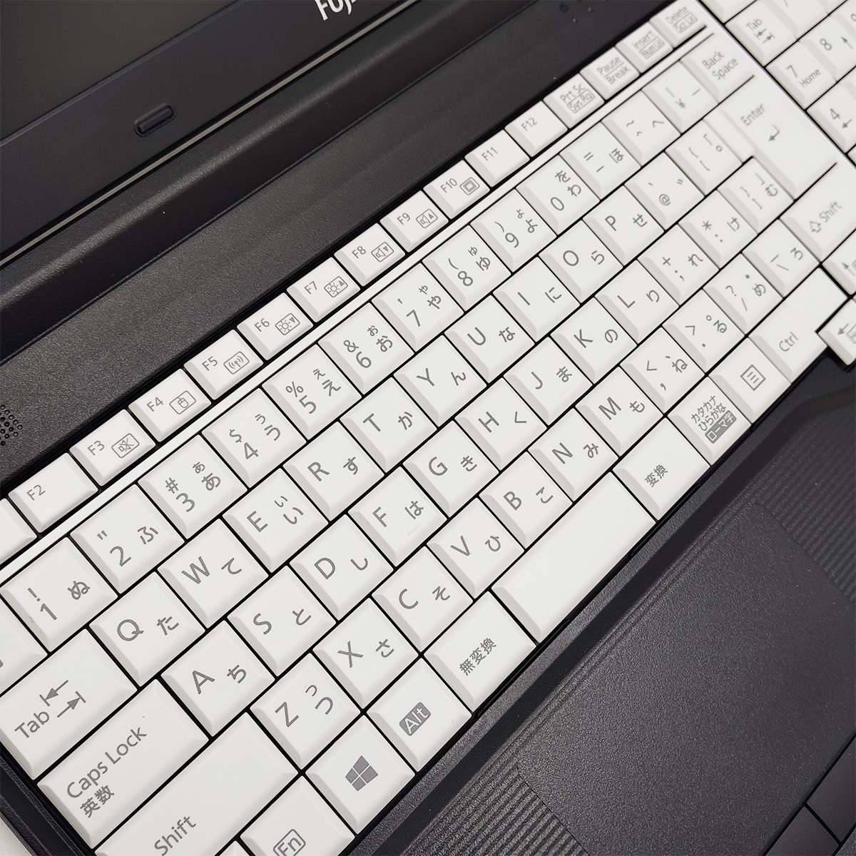 中古 LIFEBOOK A5510/D 富士通 ノートパソコン Corei5 10310U/8GB 
