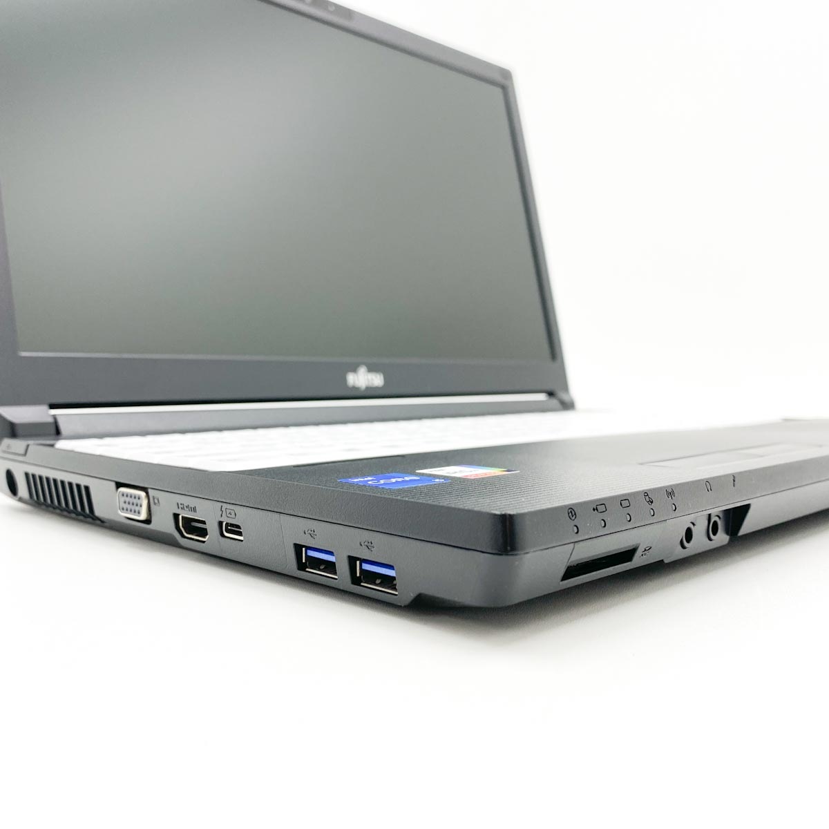 中古 LIFEBOOK A7511/G 富士通 ノートパソコン Corei5 1145G7/16GB 中古 LIFEBOOK A7511/G 富士通 ノートパソコン Corei5 1145G7/16GB