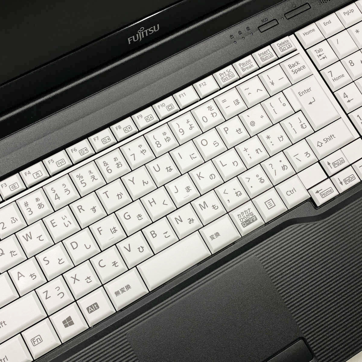 中古 LIFEBOOK A5510/FX 富士通 ノートパソコン Corei5 10210U/16GB