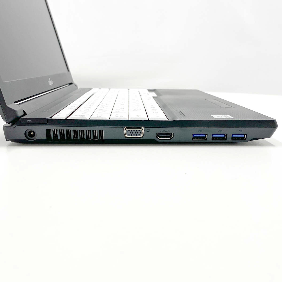 中古 LIFEBOOK A5510/FX 富士通 ノートパソコン Corei5 10210U/16GB