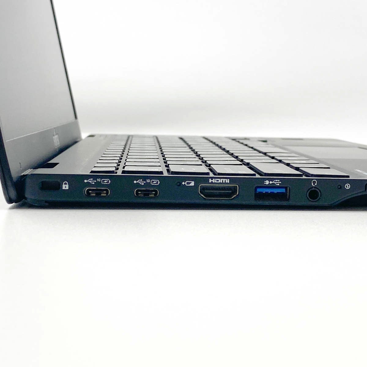中古 LIFEBOOK U9311/F 富士通 ノートパソコン Corei5 1145G7/16GB