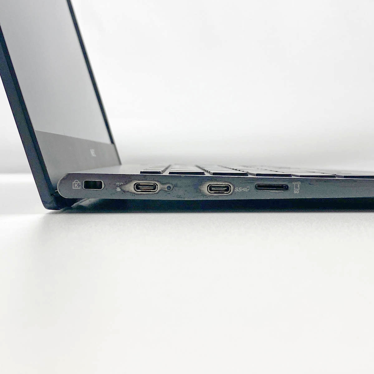 中古 VersaPro VKV18G-7 NEC ノートパソコン Corei7 10510U/16GB