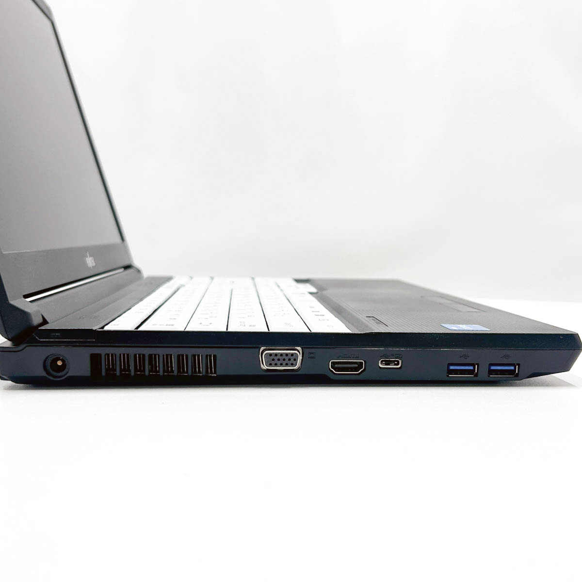 中古 LIFEBOOK A5511/HX 富士通 ノートパソコン Corei3 1125G4/8GB