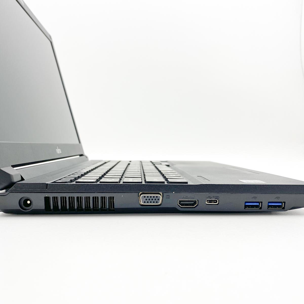 中古 LIFEBOOK A7510/E 富士通 ノートパソコン Corei7 10610U/16GB