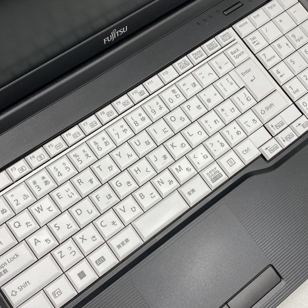 中古 LIFEBOOK A5512/KX 富士通 ノートパソコン Corei5 1235U/16GB