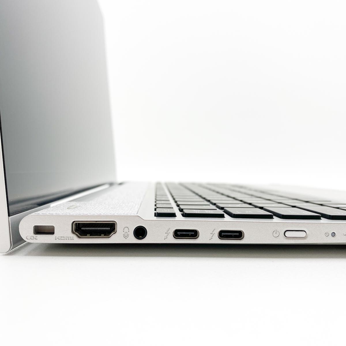 中古 dynabook F8/U 東芝 ノートパソコン Corei7 1165G7/16GB/SSD512GB