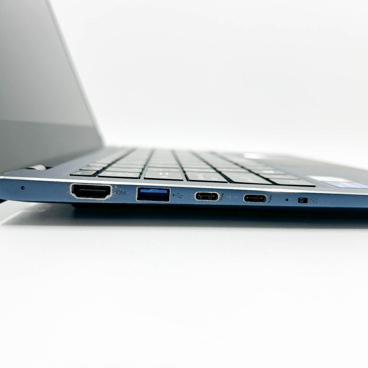 中古 F-14TG Thirdwave ノートパソコン Corei5 1135G7/16GB/SSD256GB 