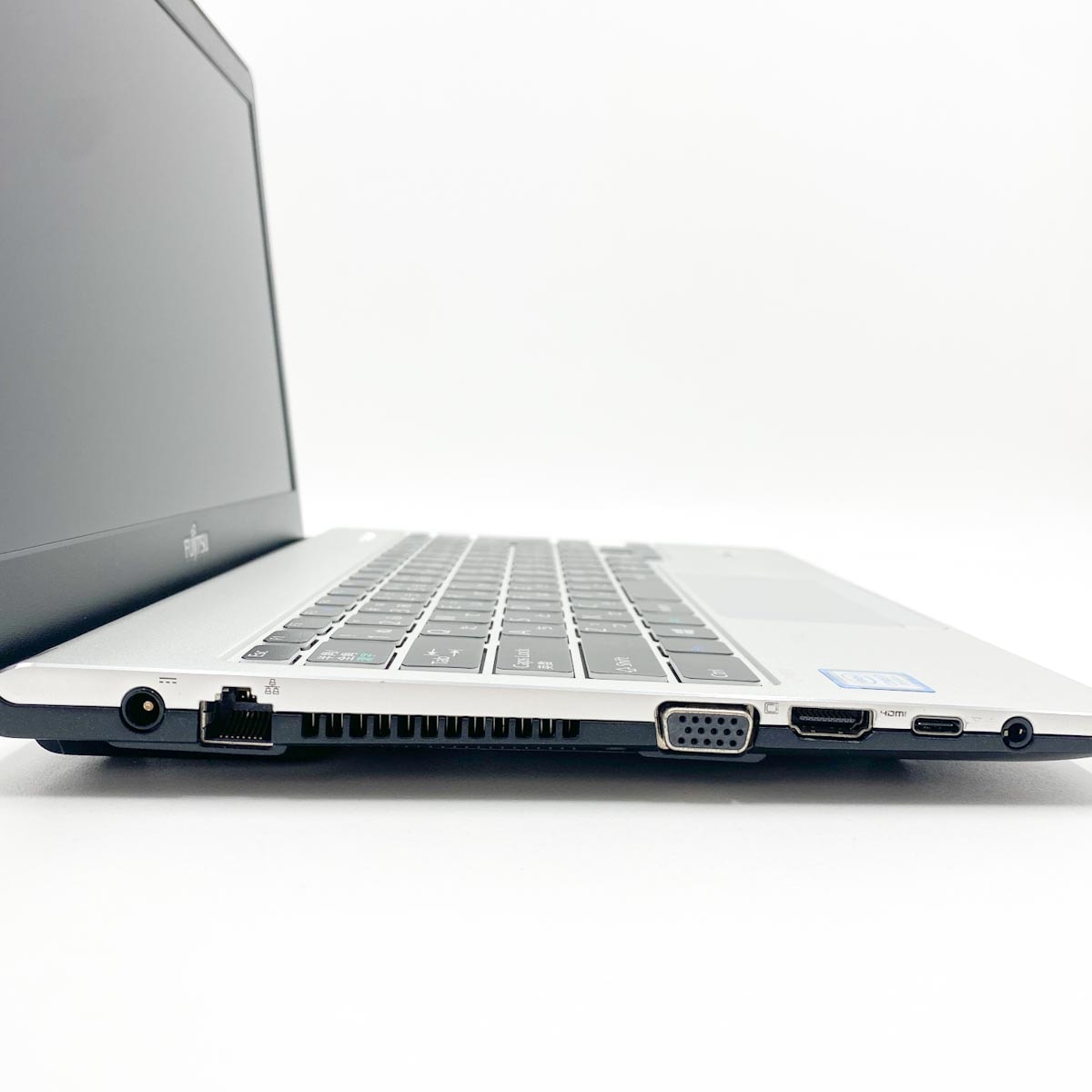 中古 LIFEBOOK WS1/B3 東芝 ノートパソコン Corei7 8550U/20GB