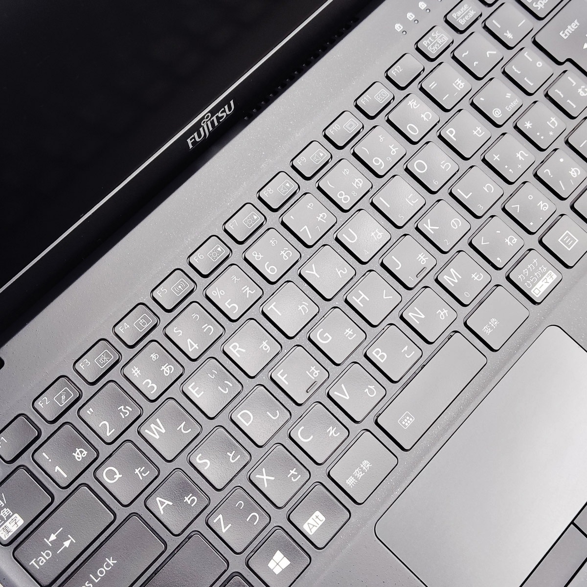 中古 LIFEBOOK U9311/FW 富士通 ノートパソコン Corei7 1185G7/16GB