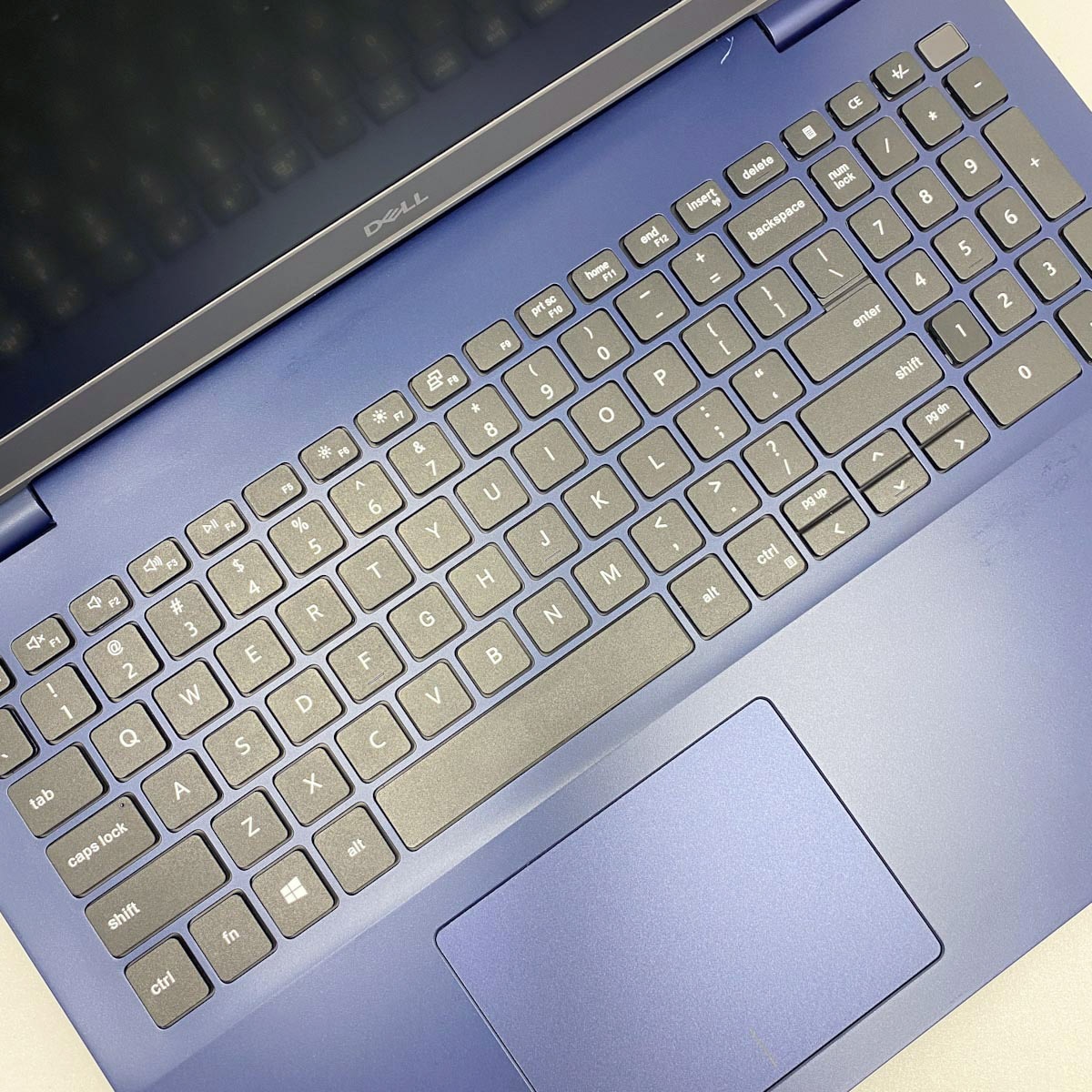 中古 Inspiron 5593 DELL ノートパソコン Corei7 1065G7/16GB/SSD256GB
