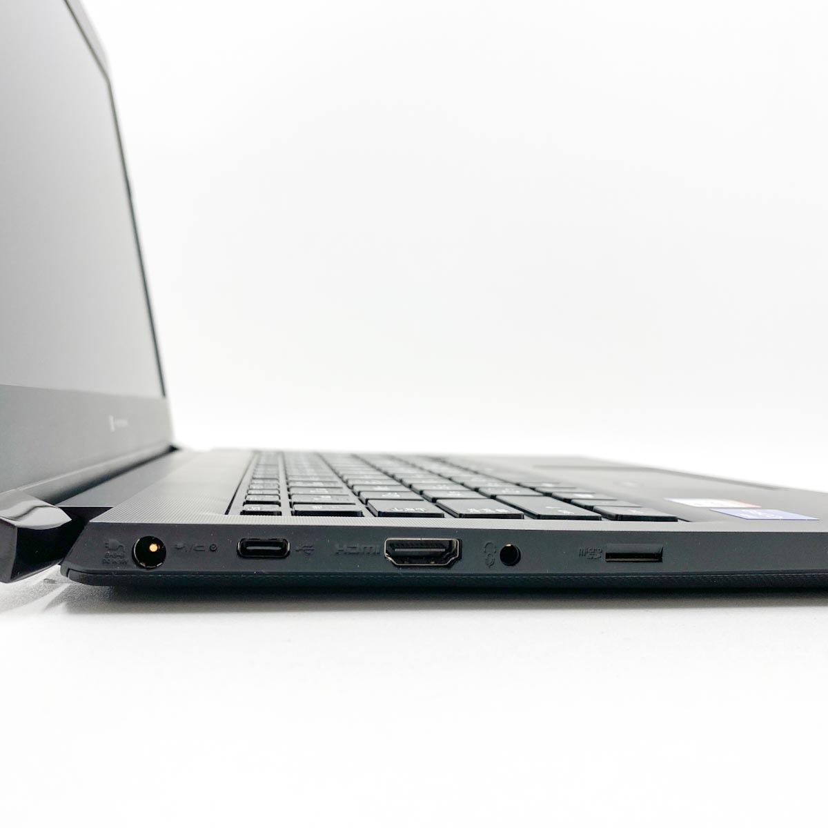中古 dynabook SZ/LSB 東芝 ノートパソコン Corei7 1165G7/16GB 中古 dynabook SZ/LSB 東芝 ノートパソコン Corei7 1165G7/16GB