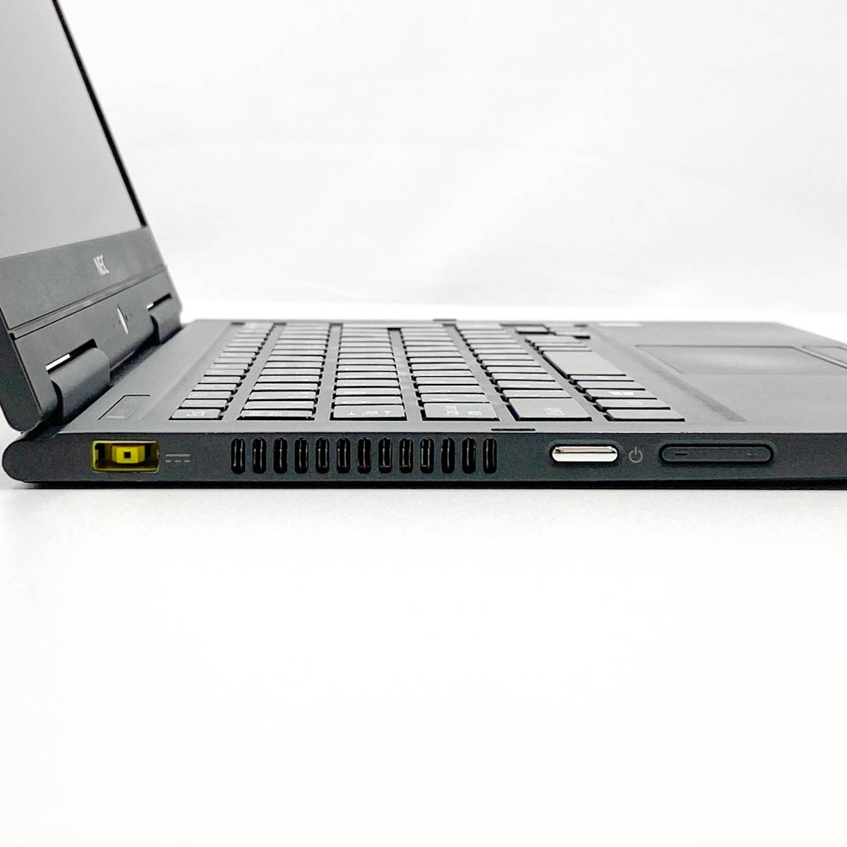 中古 LaVie GN18634GE NEC ノートパソコン Corei7 8550U/8GB/SSD256GB