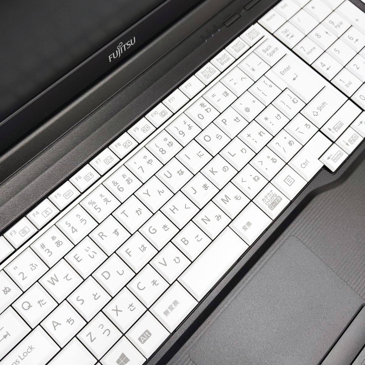 中古 LIFEBOOK A5511/G 富士通 ノートパソコン 【キーボードきれい