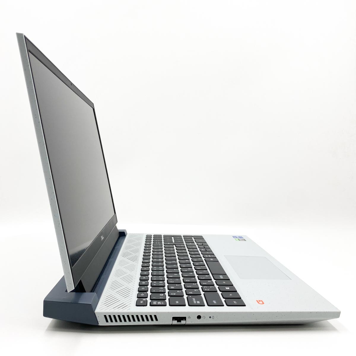 中古 G15 5511 DELL ノートパソコン Corei7 11800H/16GB/SSD512GB/15.6 