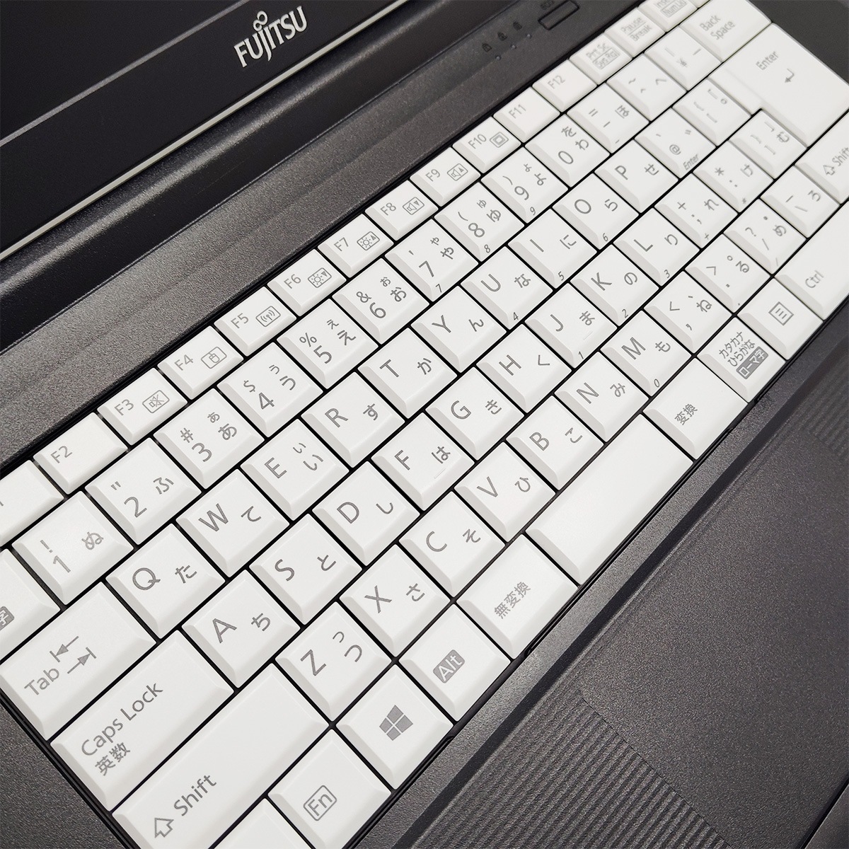 中古 LIFEBOOK A7510/D 富士通 ノートパソコン Corei7 10610U/16GB