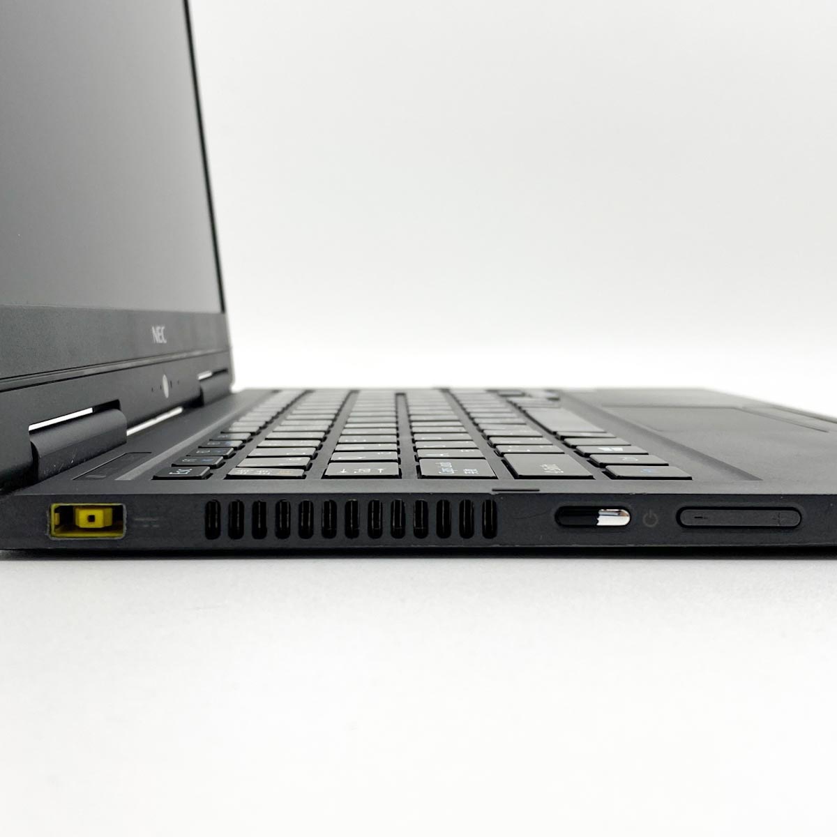 中古 LaVie GN18634GE NEC ノートパソコン Corei7 8550U/8GB/SSD256GB