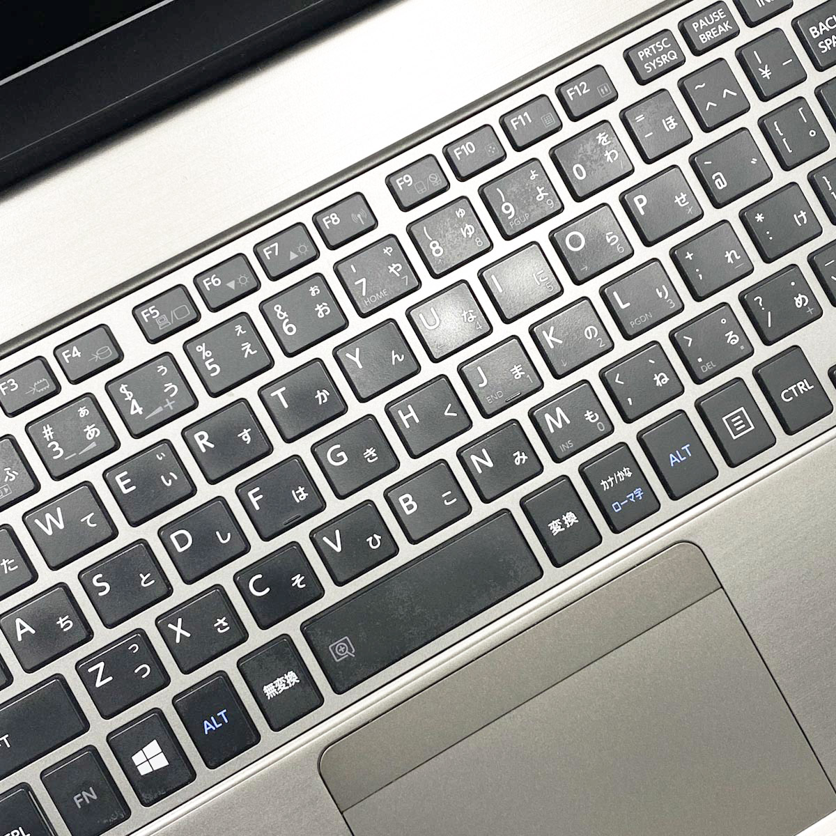 中古 dynabook R63/M 東芝 ノートパソコン Corei5 8250U/8GB/SSD256GB