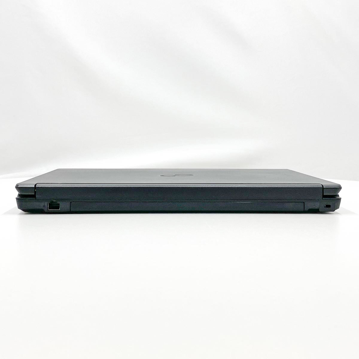 中古 LIFEBOOK A7510/D 富士通 ノートパソコン Corei7 10610U/16GB