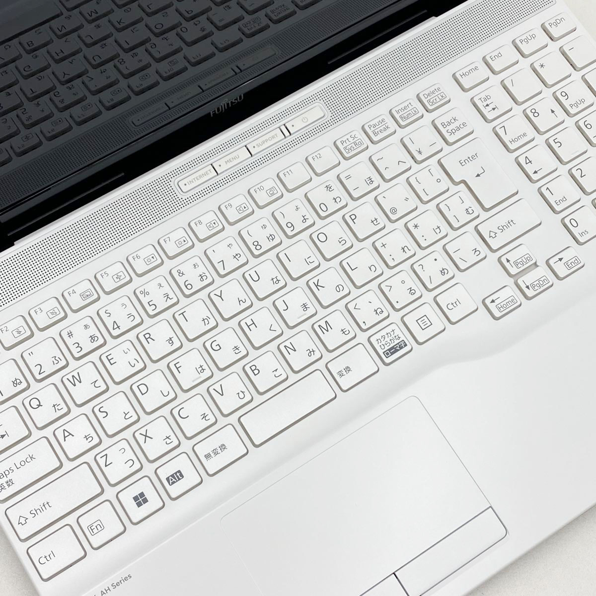 中古 LIFEBOOK FMVAH05005 富士通 ノートパソコン Corei7 1195G7/16GB