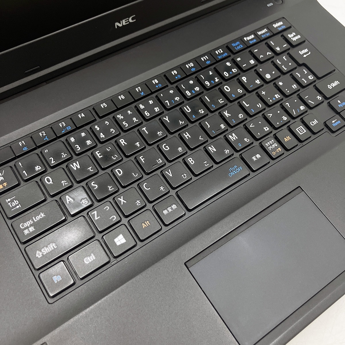 中古 VersaPro VKT16X NEC ノートパソコン Corei5 8250U/8GB/SSD256GB 