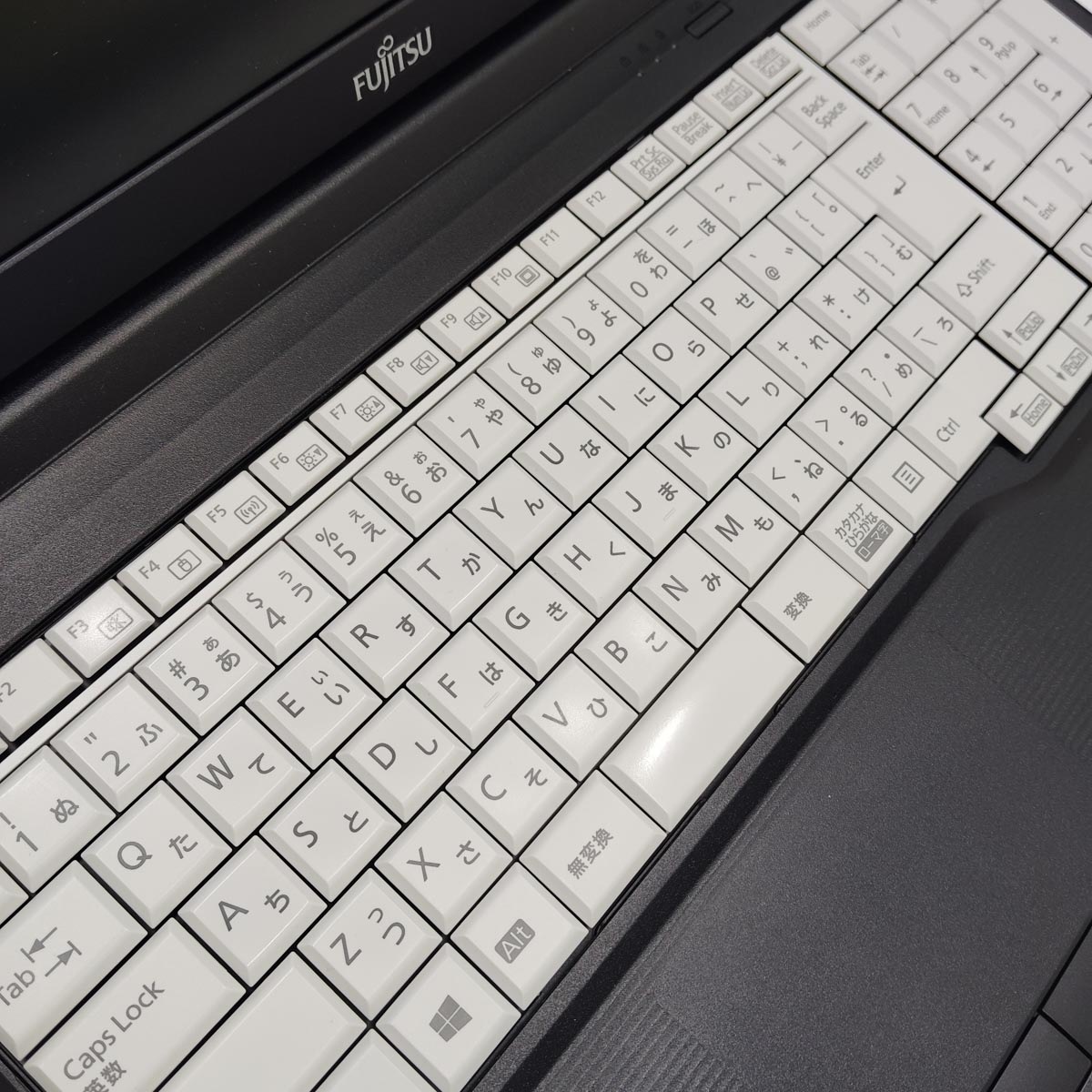 中古 LIFEBOOK A5510/E 富士通 ノートパソコン Corei5 10310U/8GB 中古 LIFEBOOK A5510/E 富士通 ノートパソコン Corei5 10310U/8GB
