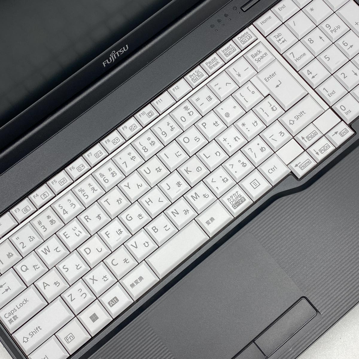 中古 LIFEBOOK A5512/K 富士通 ノートパソコン Corei5 1245U/16GB